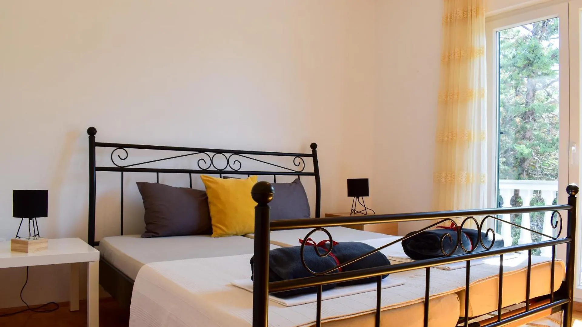 Miriam Apartments Novi Vinodolski Croazia